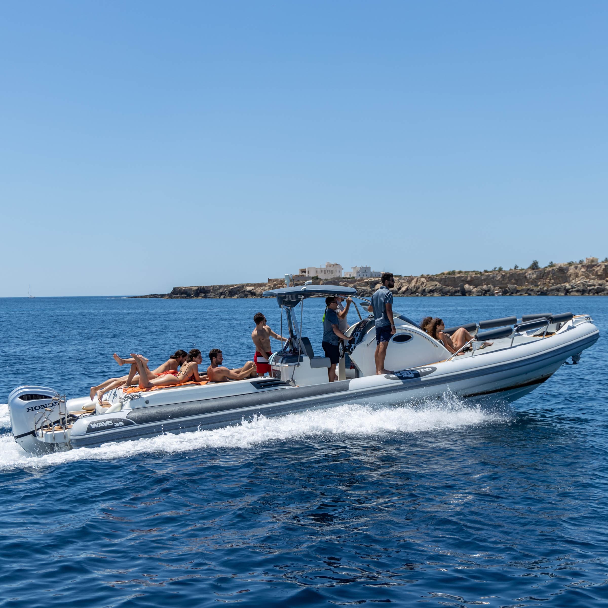 Tour in barca da Castellammare del Golfo a San Vito lo Capo